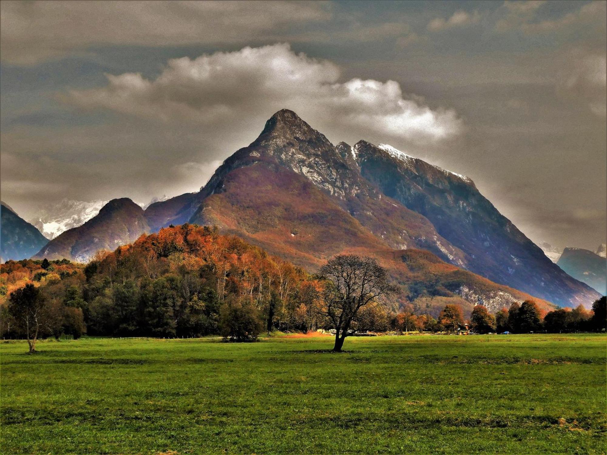 Apartmaji Slatenik Bovec Luaran gambar