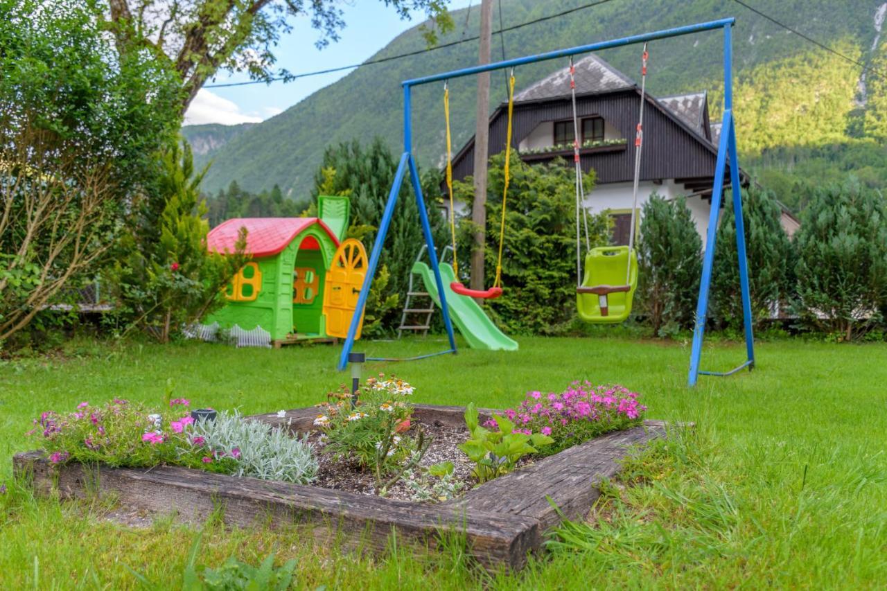 Apartmaji Slatenik Bovec Luaran gambar